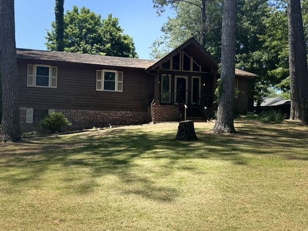 5059 Cindy Cir NW, Cleveland, TN 37312