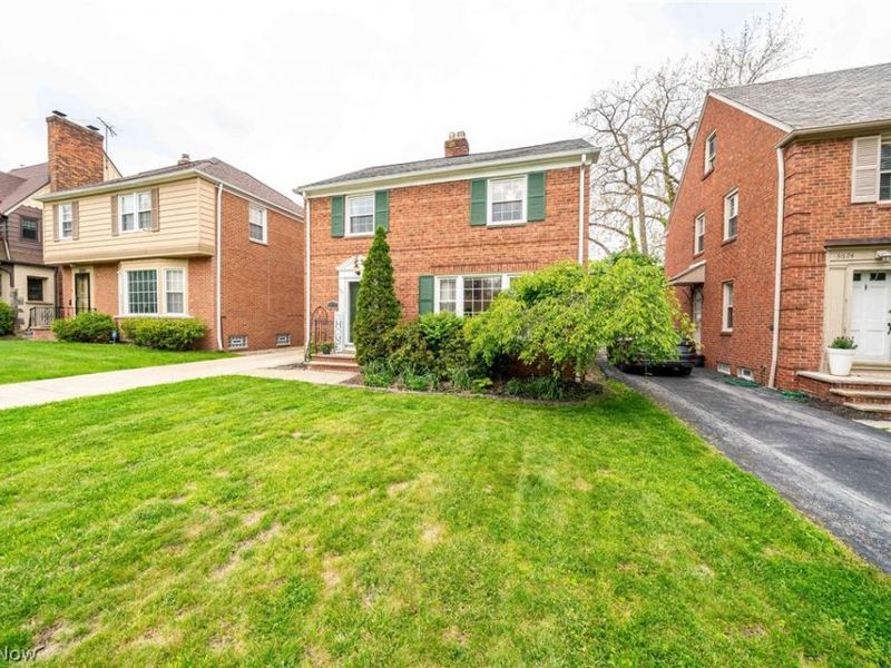 3678 Lynnfield Road, Shaker Heights, OH 44122 Photo 3