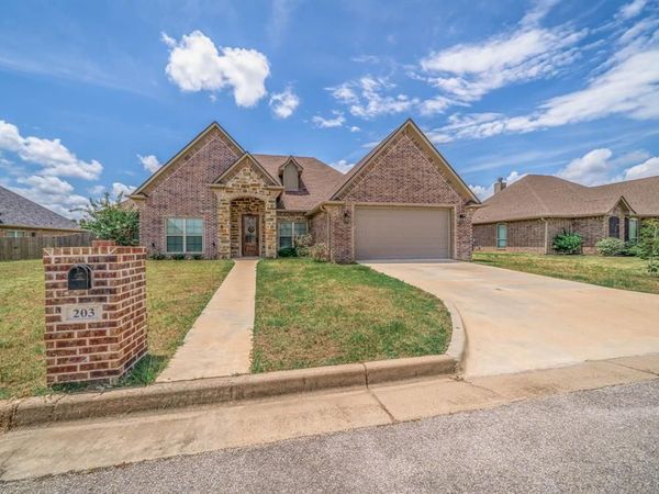 203 New Braunfels, Hallsville, TX 75650