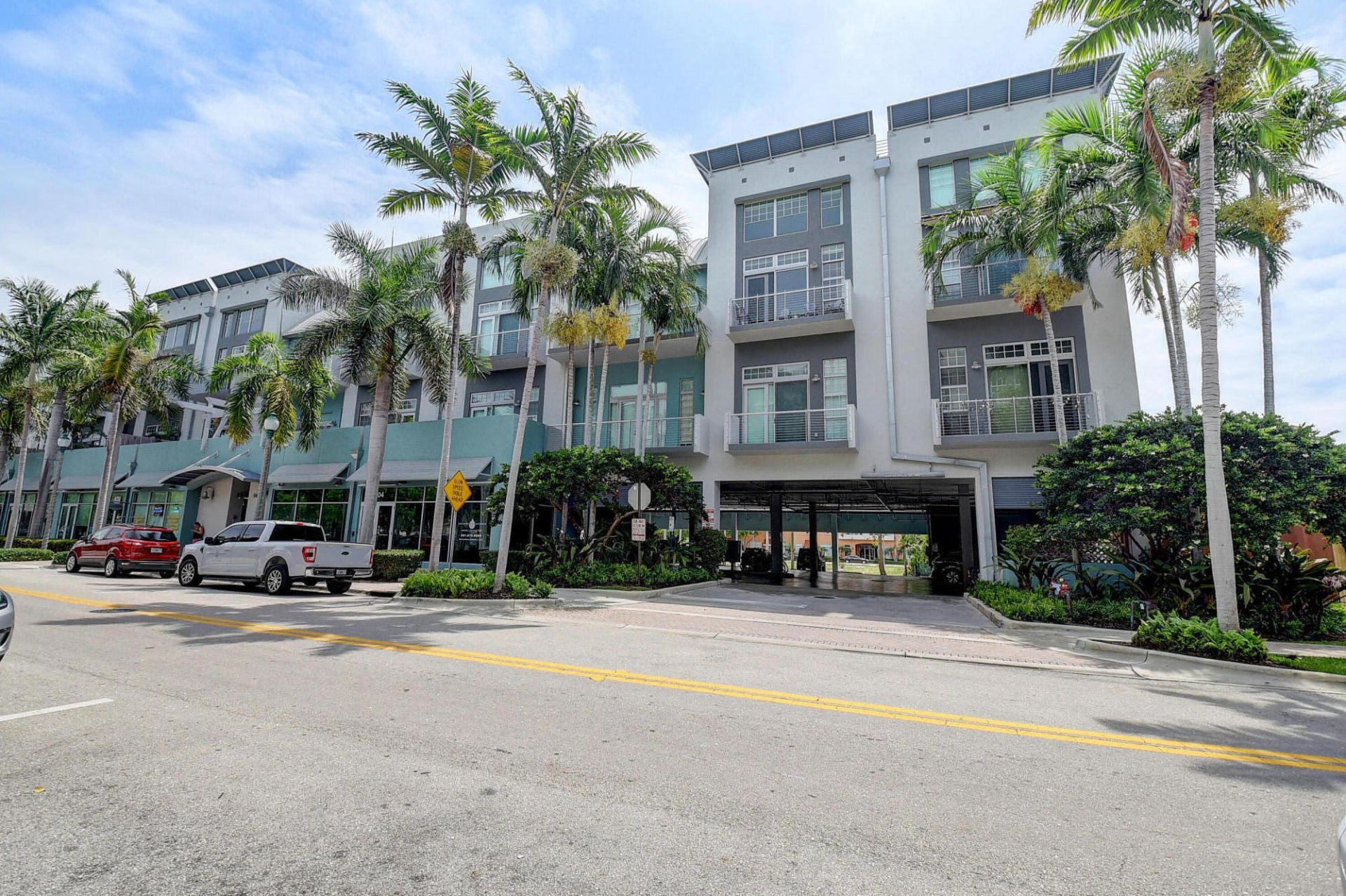 185 NE 4th Avenue, Unit 301, Delray Beach, FL 33483 Photo