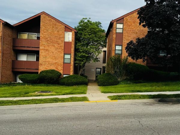 4904 Chalet Drive, Unit 601, St Bernard, OH 45217