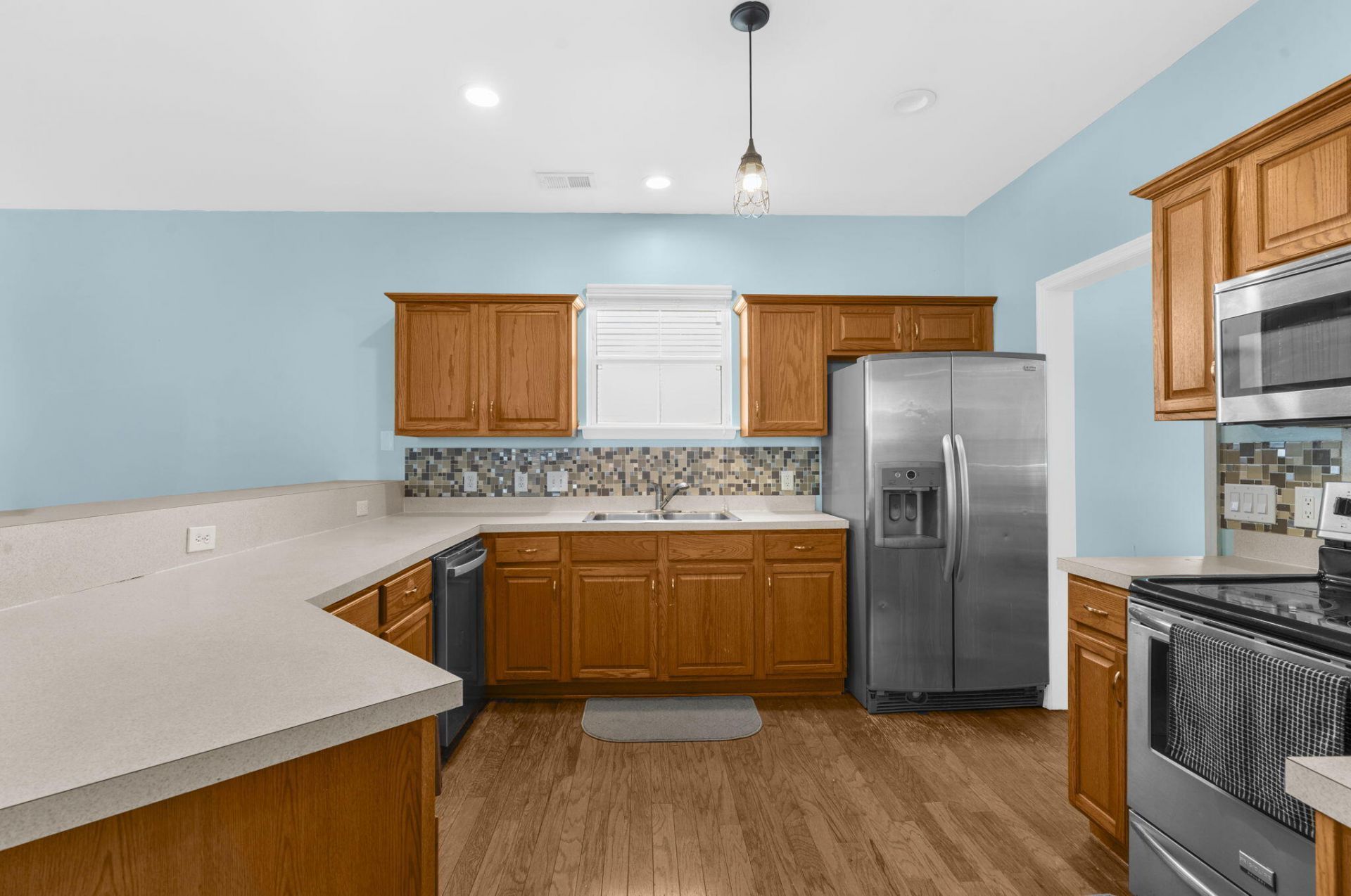 3225 Beaconsfield Road Photo 13