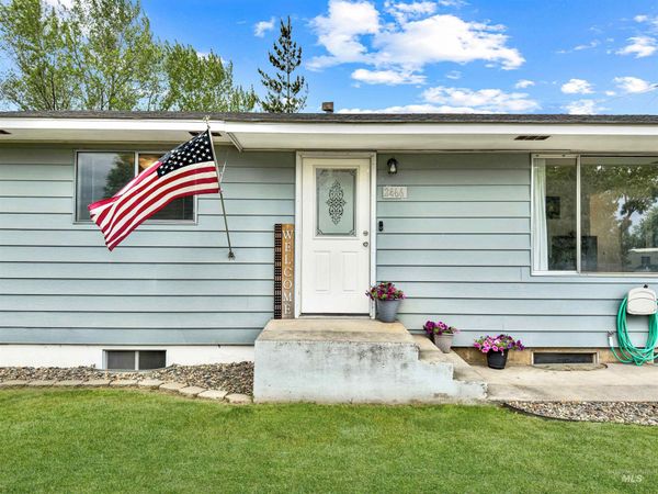2466 19th St, Clarkston, WA 99403