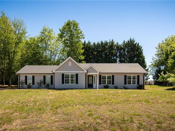 122 Fosstorall Road , King, NC 27021