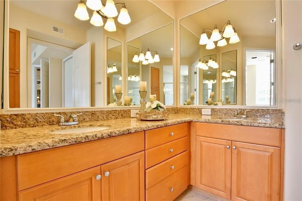 7919 St Simons Street, University Park, FL 34201 Photo