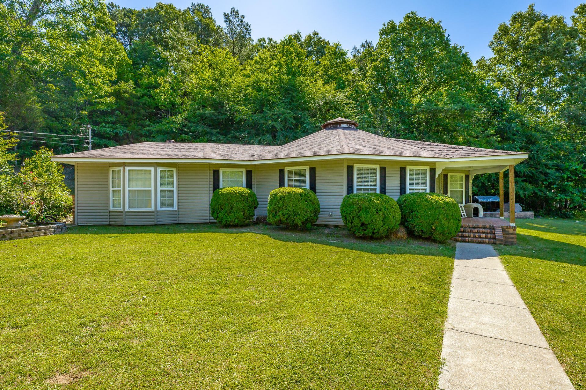 1353 County Road 386 , Stevenson, AL 35772 Main Photo