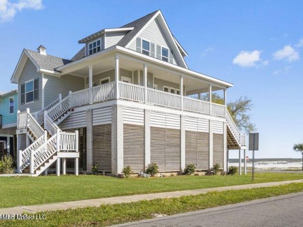 1623 Cayman Cove, Biloxi, MS 39531