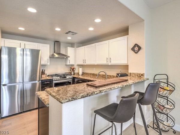 820 Titan Peak Place , Unit 206, Las Vegas, NV 89144