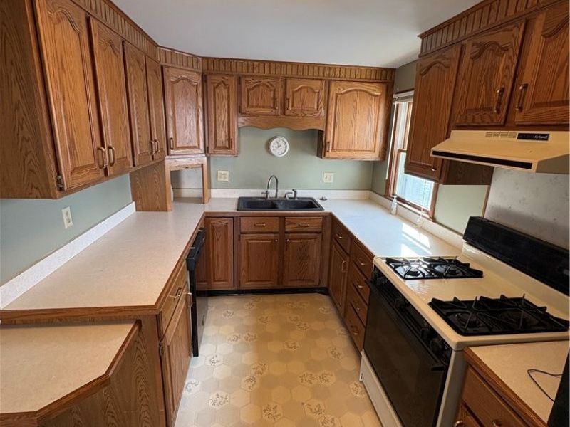4217 Harrison Avenue NW, Canton, OH 44709 Photo 6