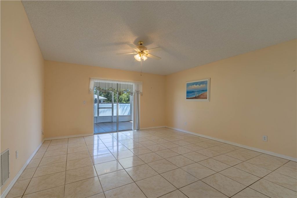 114 Douglas Avenue, Sebastian, FL 32958 Photo