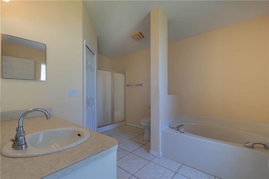 114 Douglas Avenue, Sebastian, FL 32958 Photo