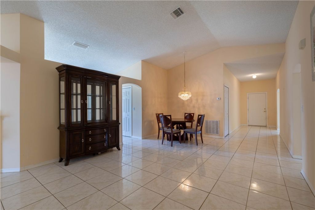 114 Douglas Avenue, Sebastian, FL 32958 Photo