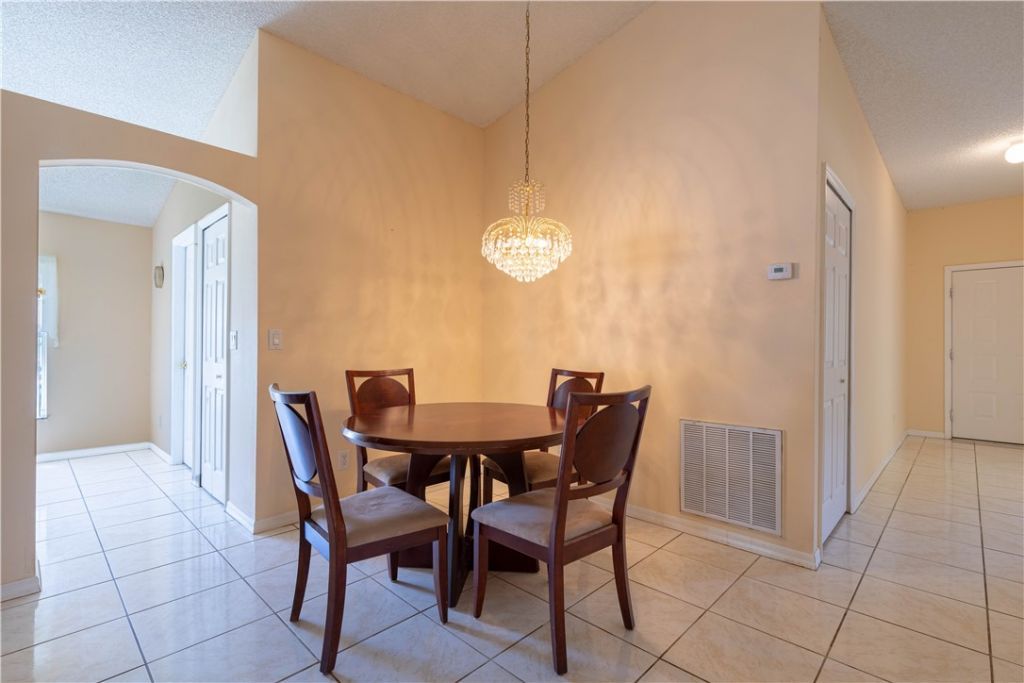 114 Douglas Avenue, Sebastian, FL 32958 Photo