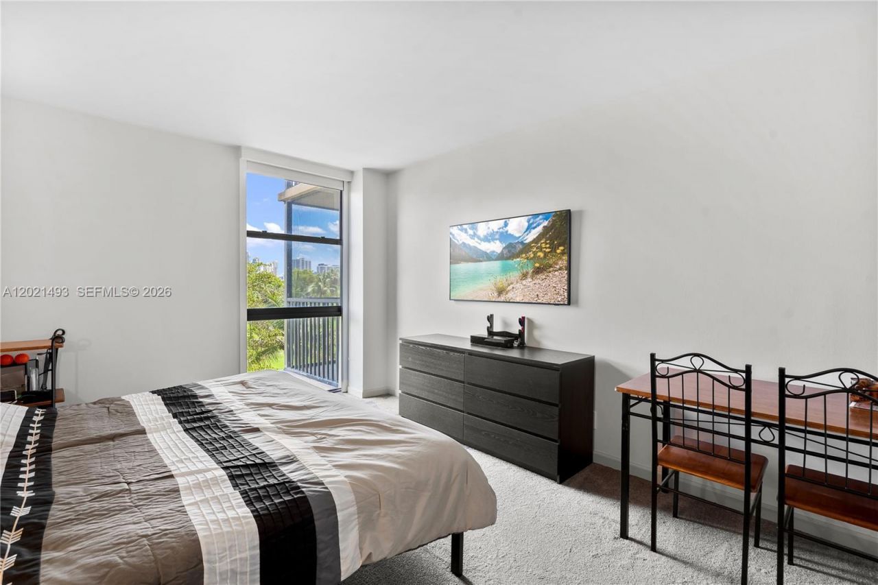 20335 W Country Club Dr, Unit 404, Aventura, FL 33180 Photo