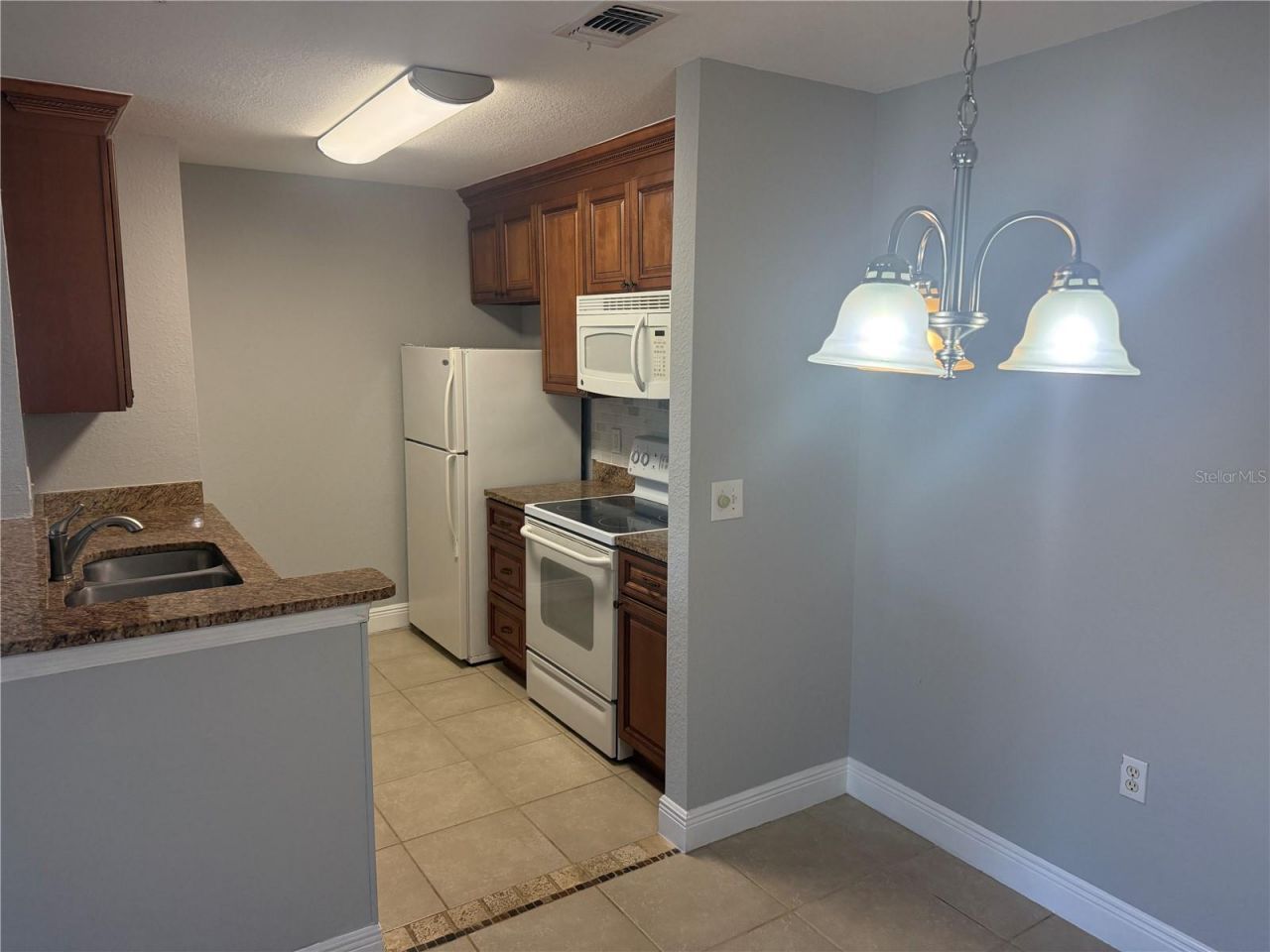 8932 Manor Loop , Unit 205, Lakewood Ranch, FL 34202 Photo