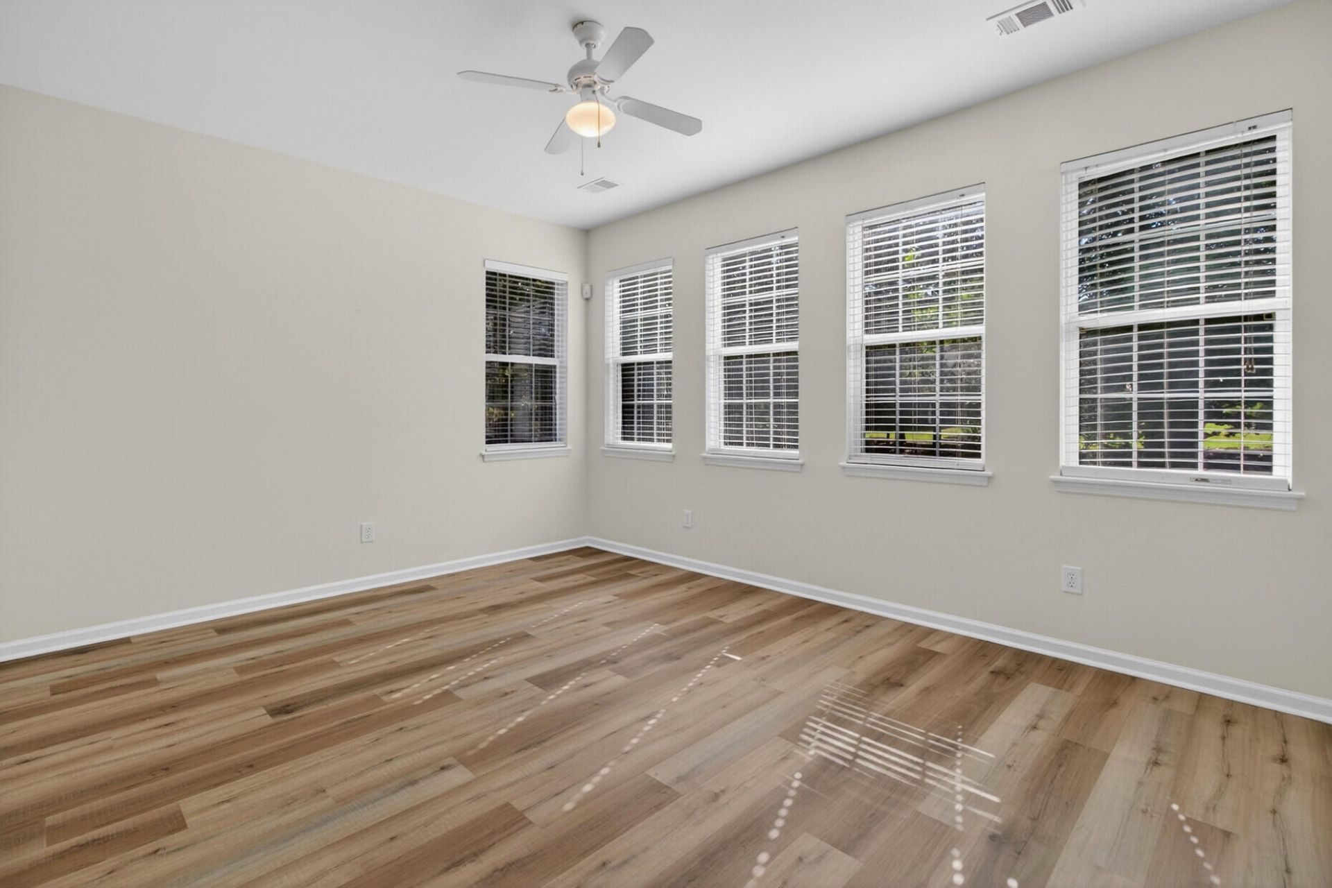 822 Paran Oaks Drive Photo 16