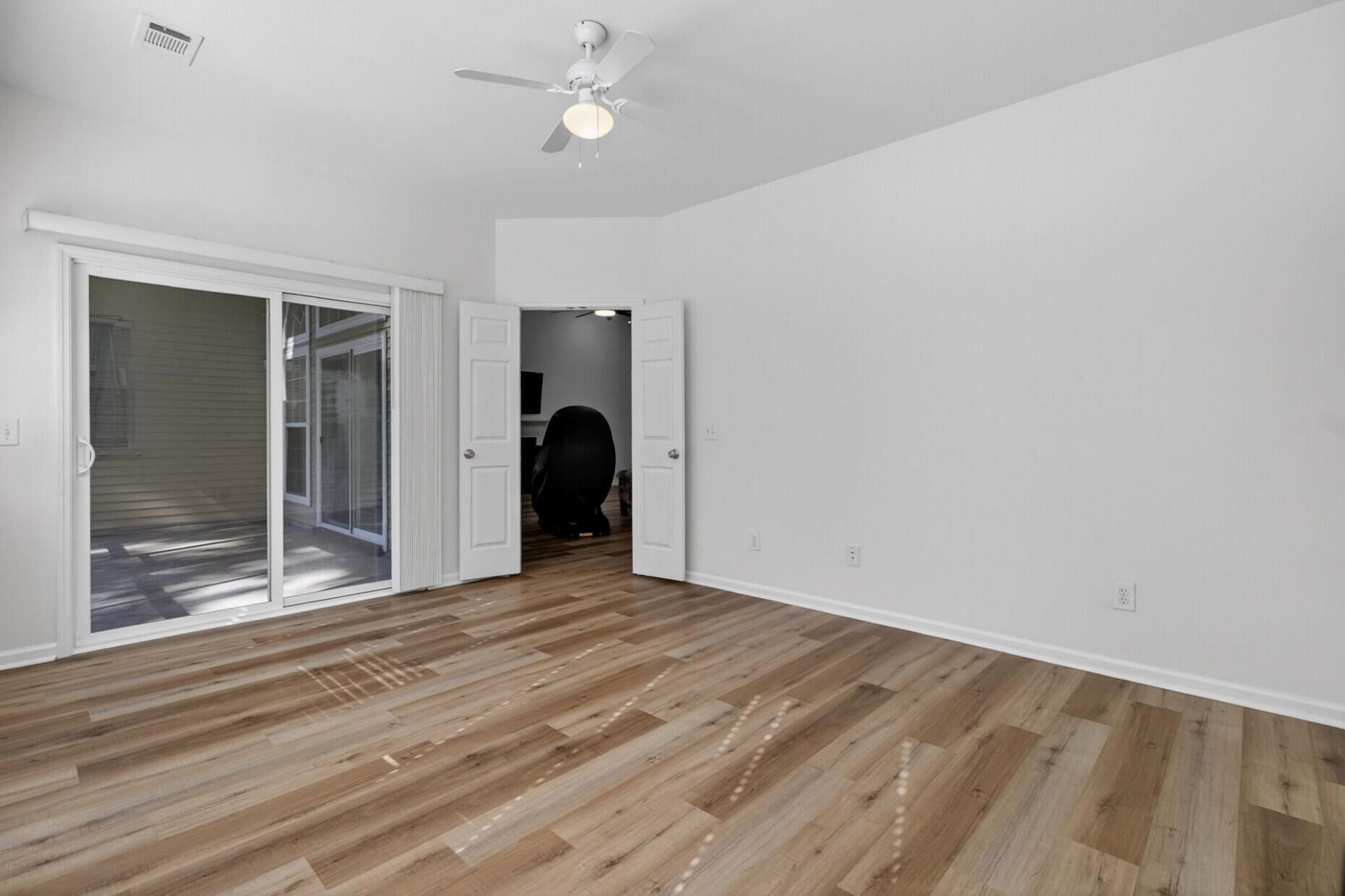 822 Paran Oaks Drive Photo 17
