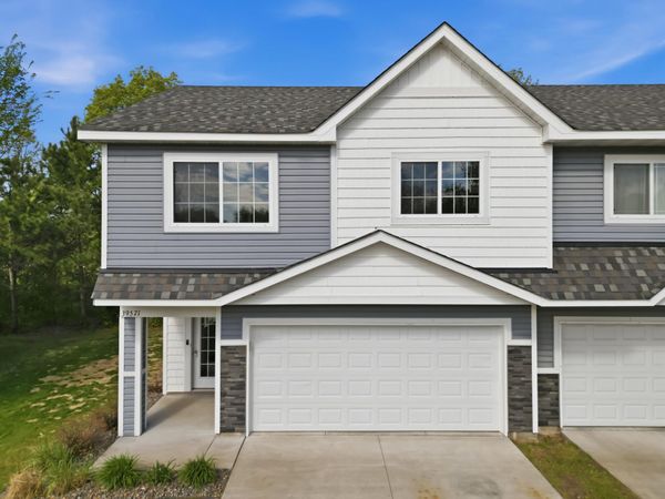 39571 Oak Park Trail, North Branch, MN 55056