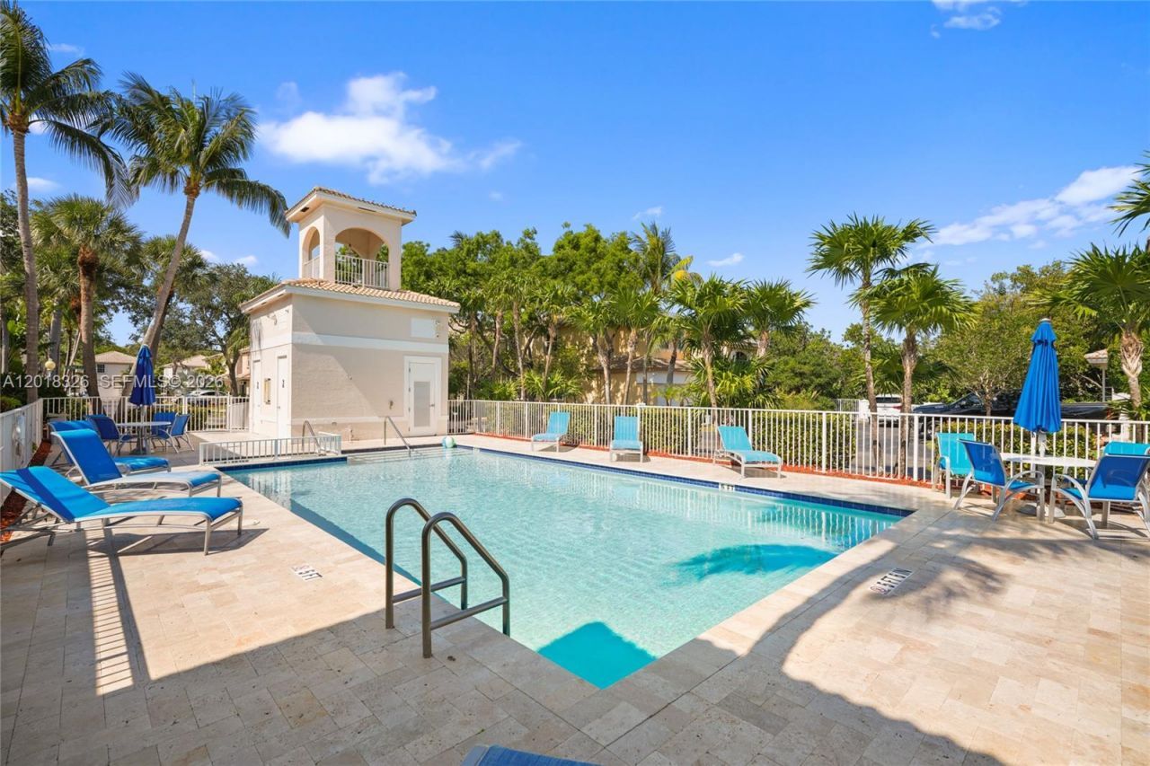 1282 Grant Ct , Hollywood, FL 33019 Photo