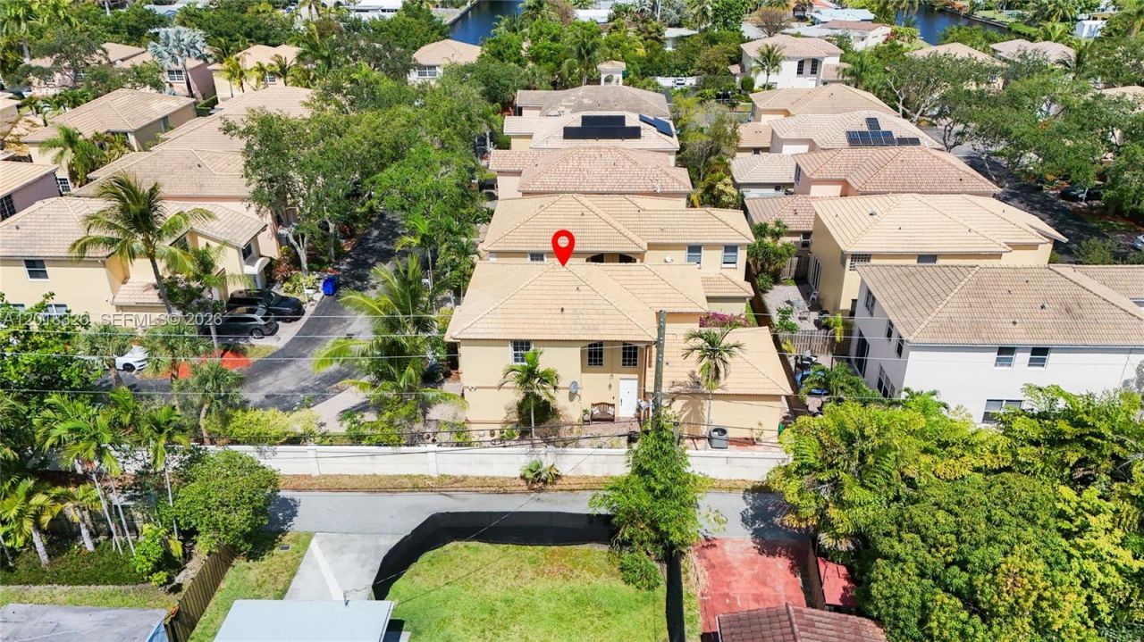 1282 Grant Ct , Hollywood, FL 33019 Photo