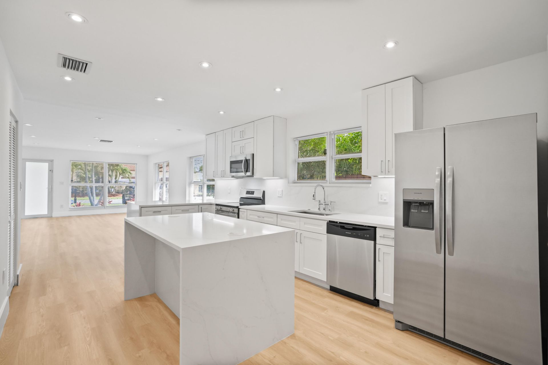 1404 NE 2nd Street, Pompano Beach, FL 33060 Photo