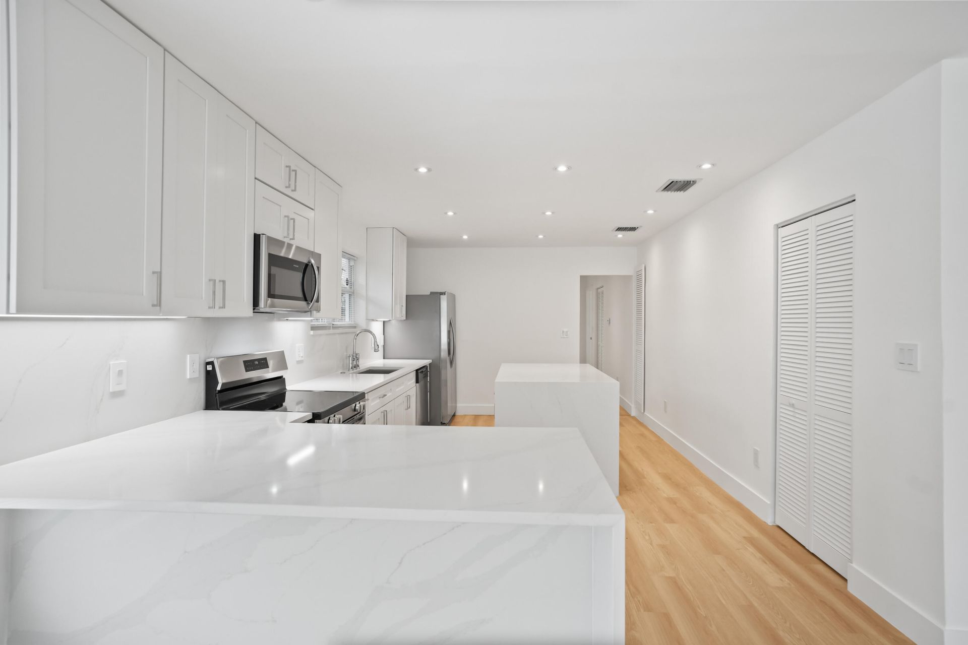1404 NE 2nd Street, Pompano Beach, FL 33060 Photo