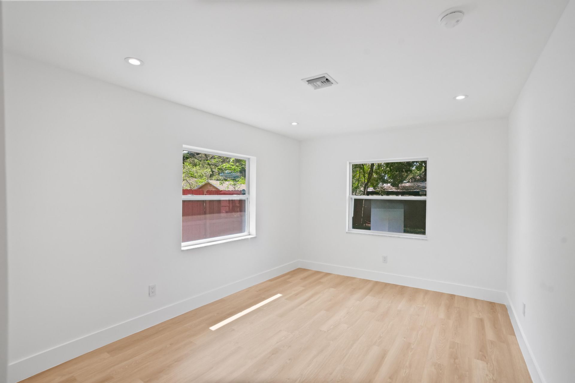 1404 NE 2nd Street, Pompano Beach, FL 33060 Photo
