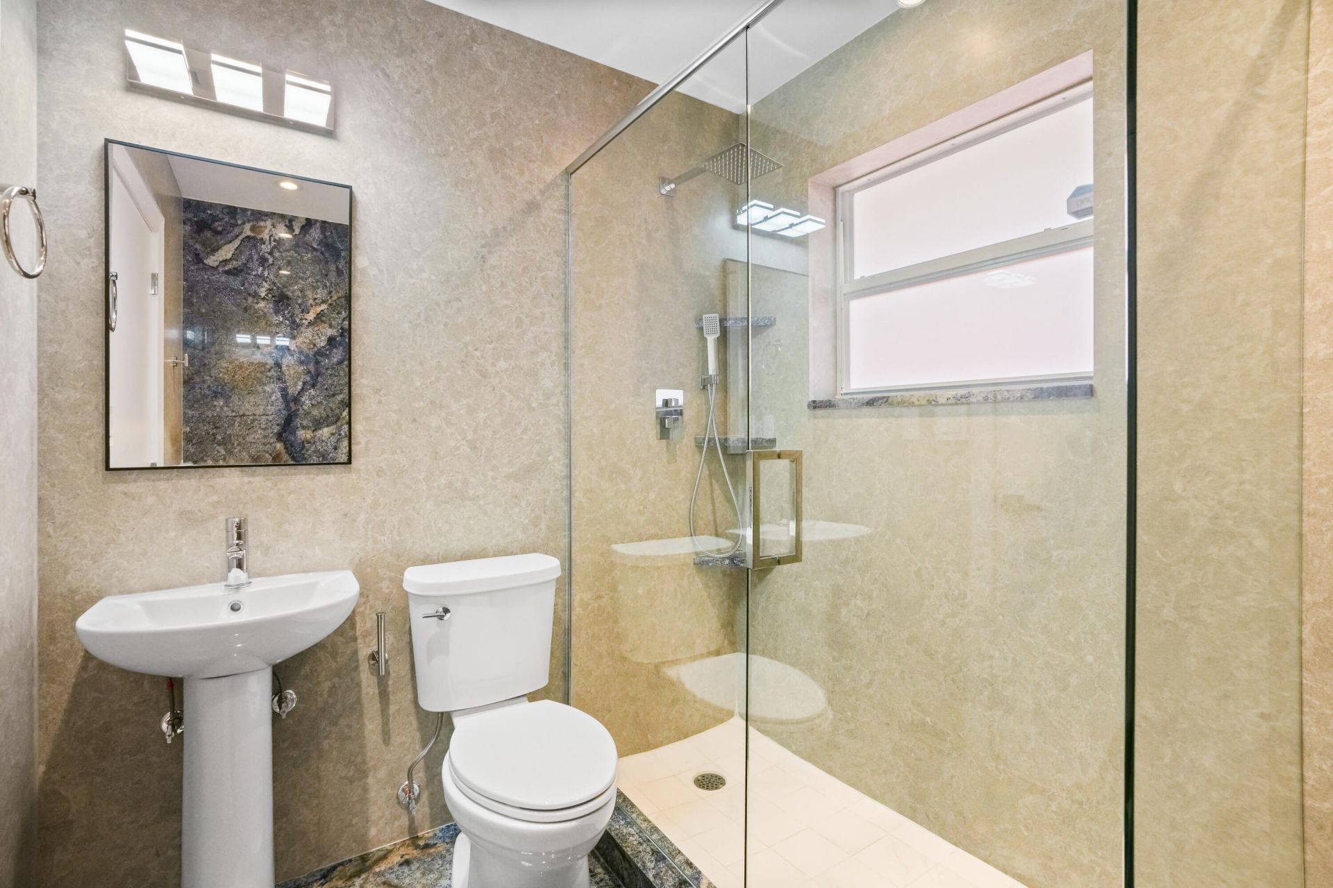 1404 NE 2nd Street, Pompano Beach, FL 33060 Photo