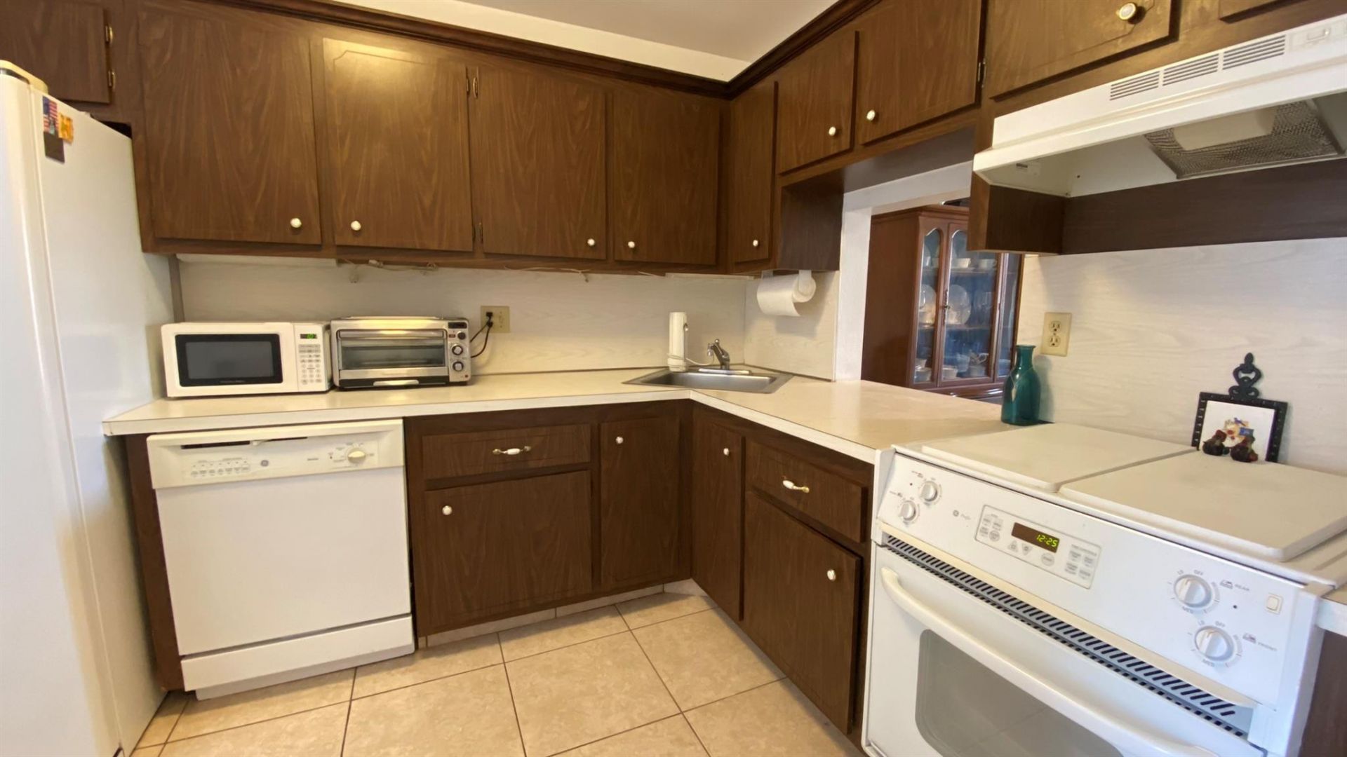 6051 NW 61st Avenue, Unit 211, Tamarac, FL 33319 Photo