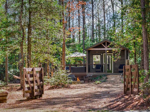 52 County 1035 Roads, Mentone, AL 35984