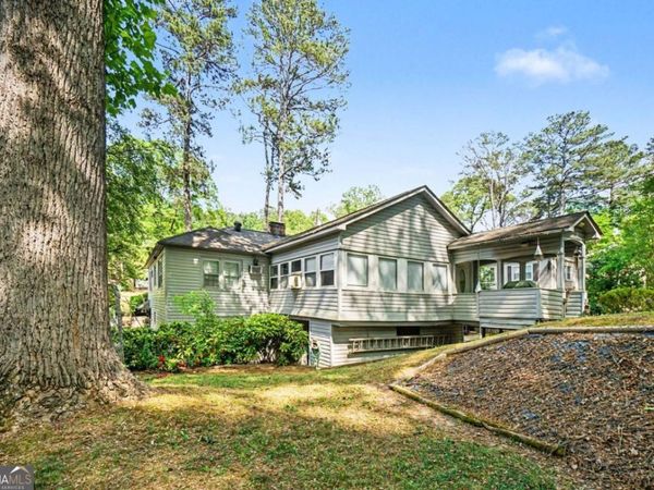 2088 E Roxboro Road NE, Atlanta, GA 30324