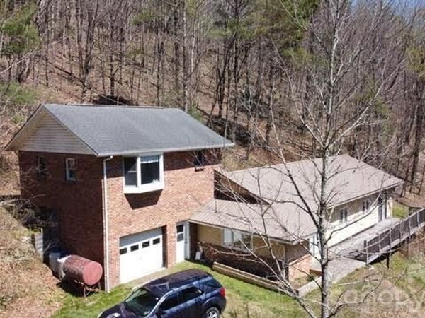 120 Fox Run Ridge Drive, Blowing Rock, NC 28605