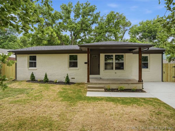 1810 S Hudson Avenue , Tulsa, OK 74112