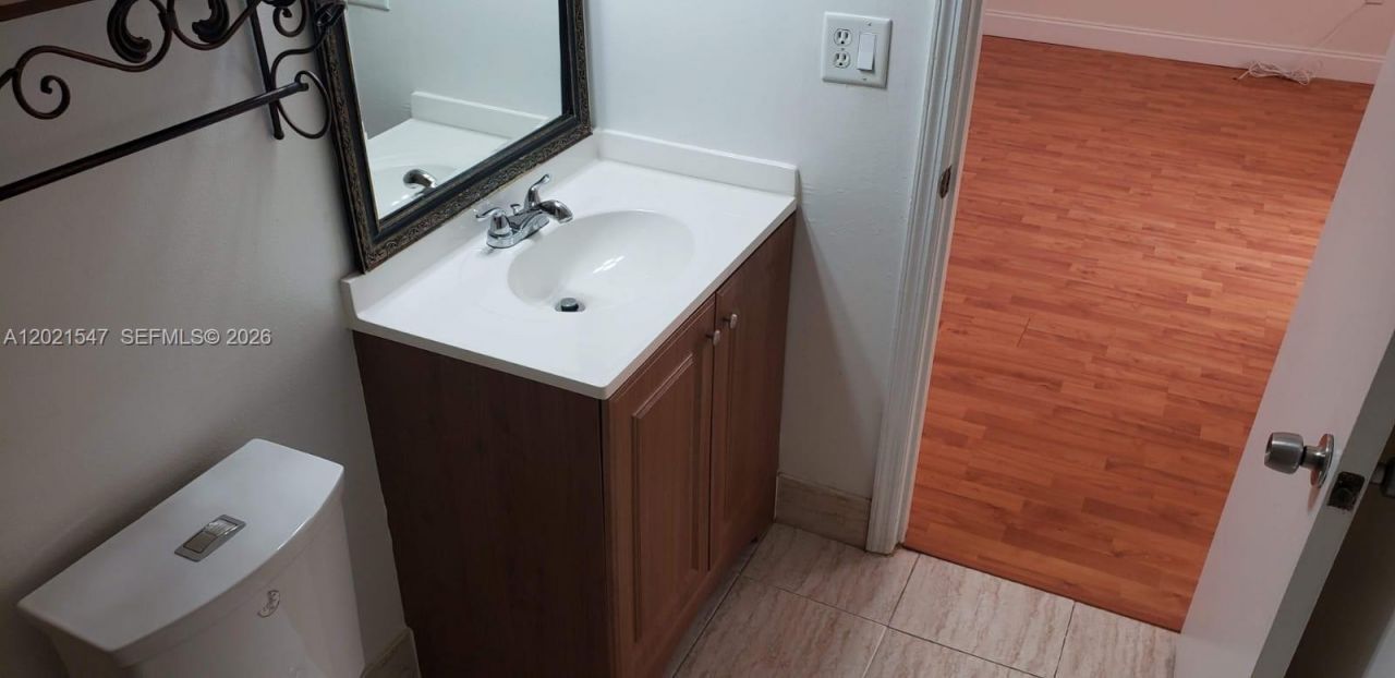 6225 SW Kendale Lakes Cir , Unit 258, Miami, FL 33183 Photo