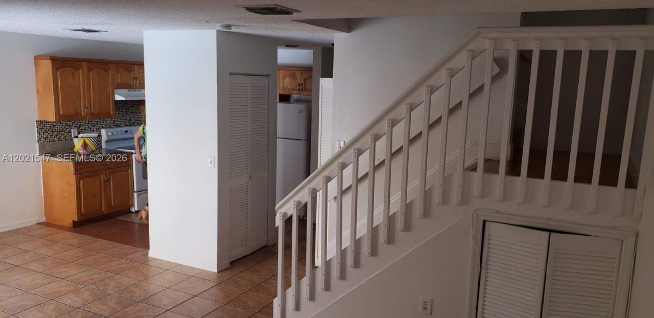 6225 SW Kendale Lakes Cir , Unit 258, Miami, FL 33183 Photo