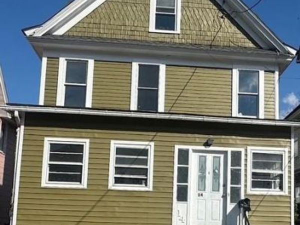 14 Smith Street , Middletown, NY 10940