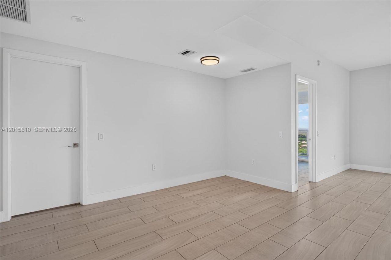 2000 Metropica Way, Unit 1902, Sunrise, FL 33323 Photo