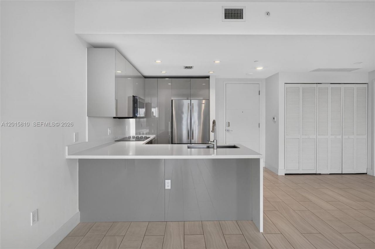 2000 Metropica Way, Unit 1902, Sunrise, FL 33323 Photo