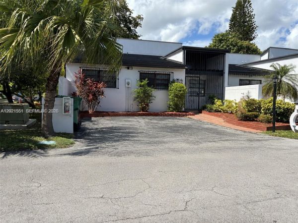 10881 SW 24th Ter, Unit 10881, Miami, FL 33165