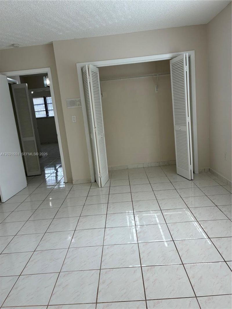 10881 SW 24th Ter, Unit 10881, Miami, FL 33165 Photo