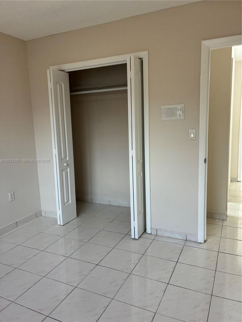 10881 SW 24th Ter, Unit 10881, Miami, FL 33165 Photo