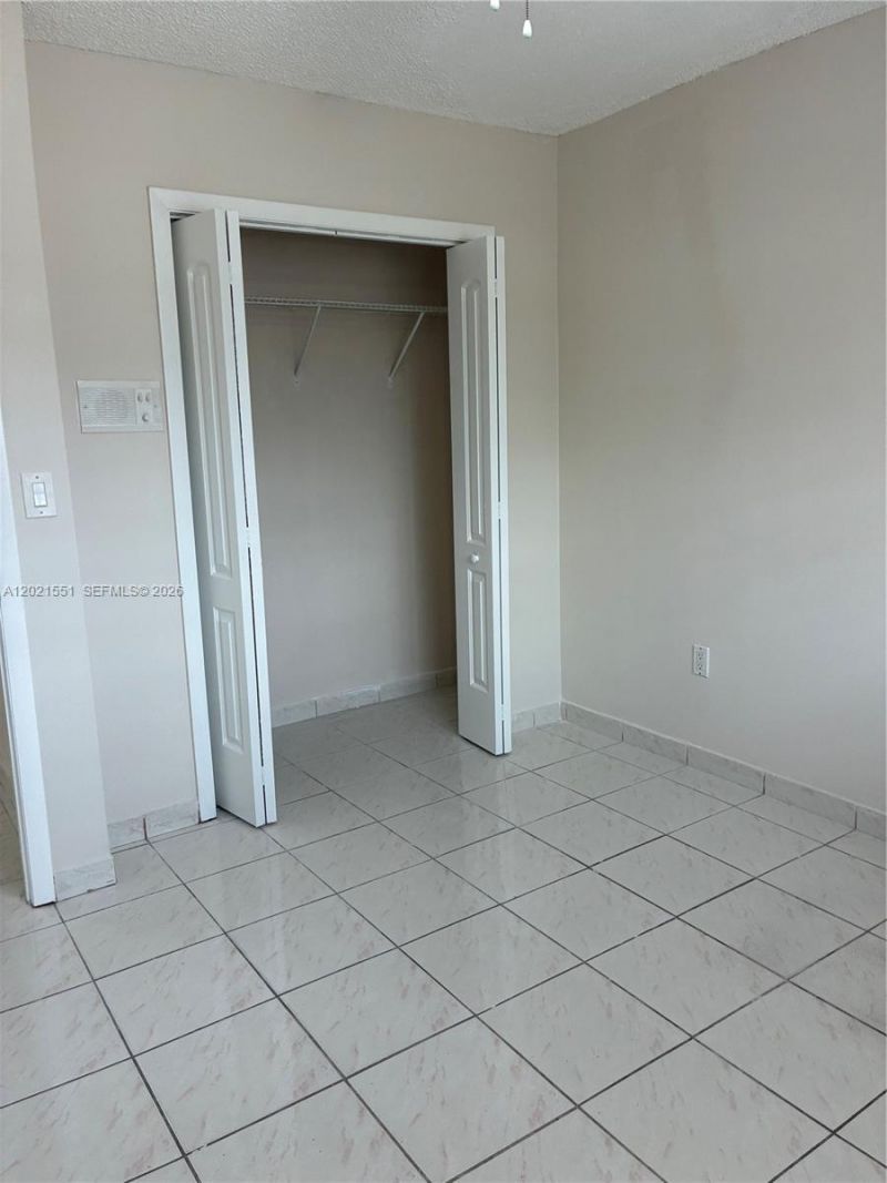 10881 SW 24th Ter, Unit 10881, Miami, FL 33165 Photo