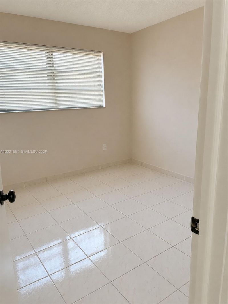 10881 SW 24th Ter, Unit 10881, Miami, FL 33165 Photo