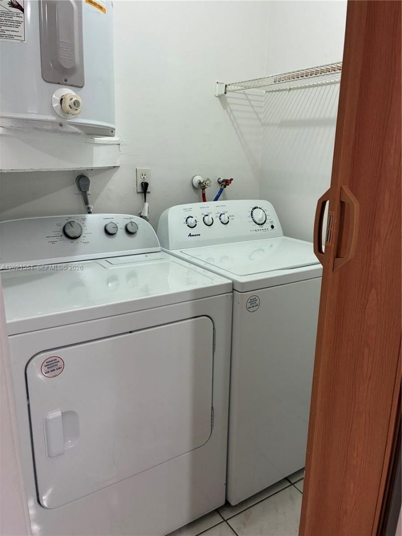 10881 SW 24th Ter, Unit 10881, Miami, FL 33165 Photo
