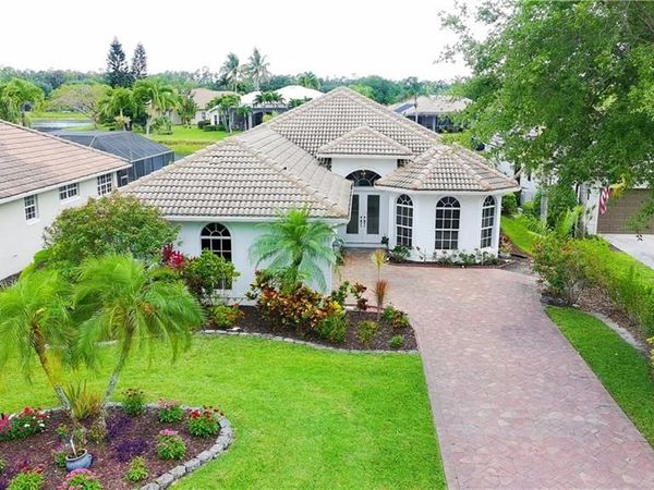 4388 Pomarine CT , NAPLES, FL 34119