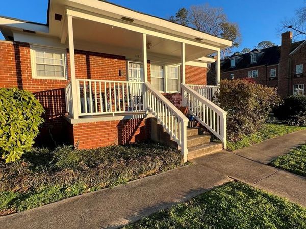 1327 S Kings Drive , Charlotte, NC 28207