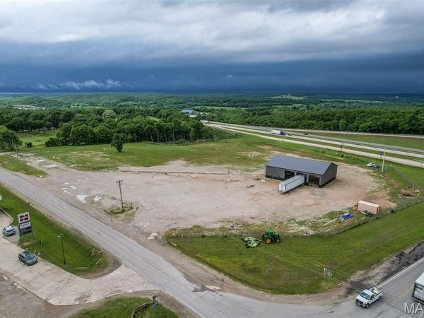 28961 Route 66, Lebanon, MO 65536