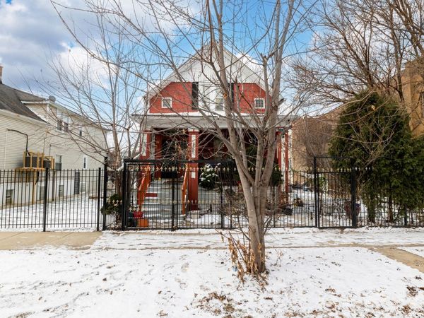 1434 N Leamington Avenue , Chicago, IL 60651