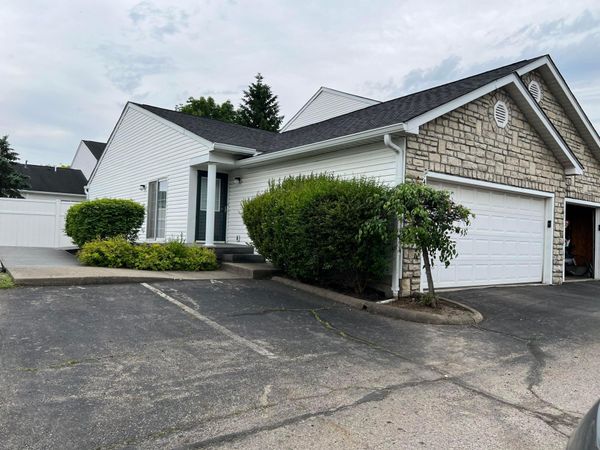 4689 Parrau Drive, Unit 61A, Columbus, OH 43228