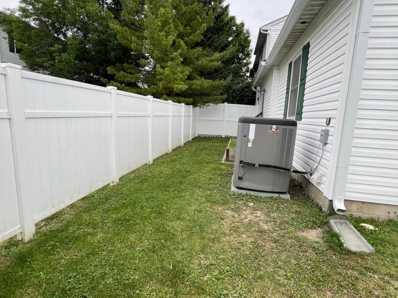 4689 Parrau Drive, Unit 61A, Columbus, OH 43228 Photo 19